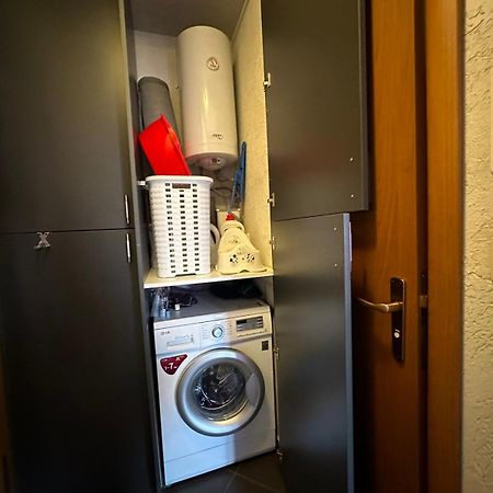 Apartment Lavender, Near To Airport Sofia Esterno foto